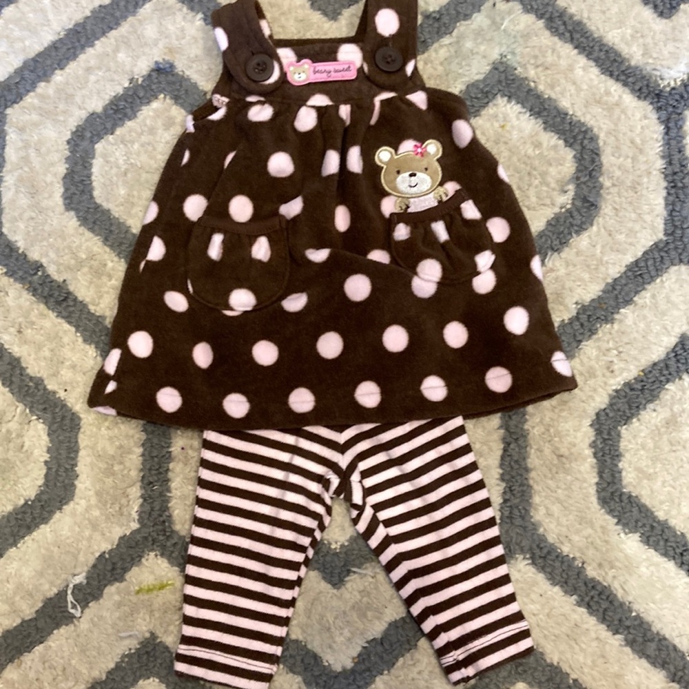 Carters Newborn 2 piece baby outfit